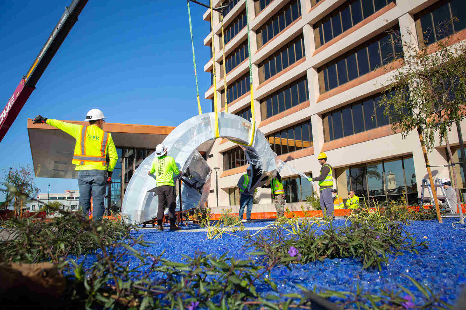 Install: crane on site at Mesa City Hall plaza